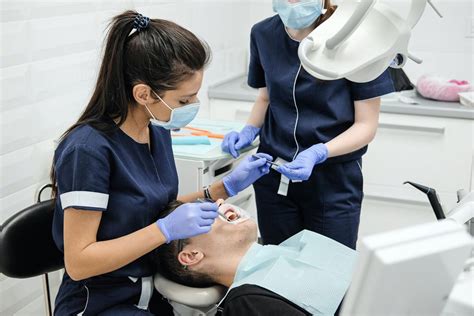 What Education Do You Need to Be a Dental Assistant?